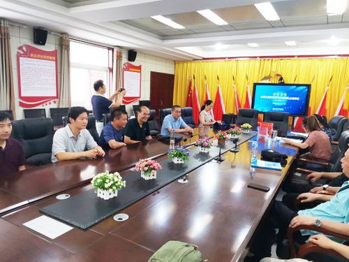 精准施策促提升 新材赋能启新程——阜阳市教育局督导调研全市高中新教材培训工作